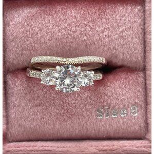 NEW - Luxe by CBC Bridal Set - Size 8